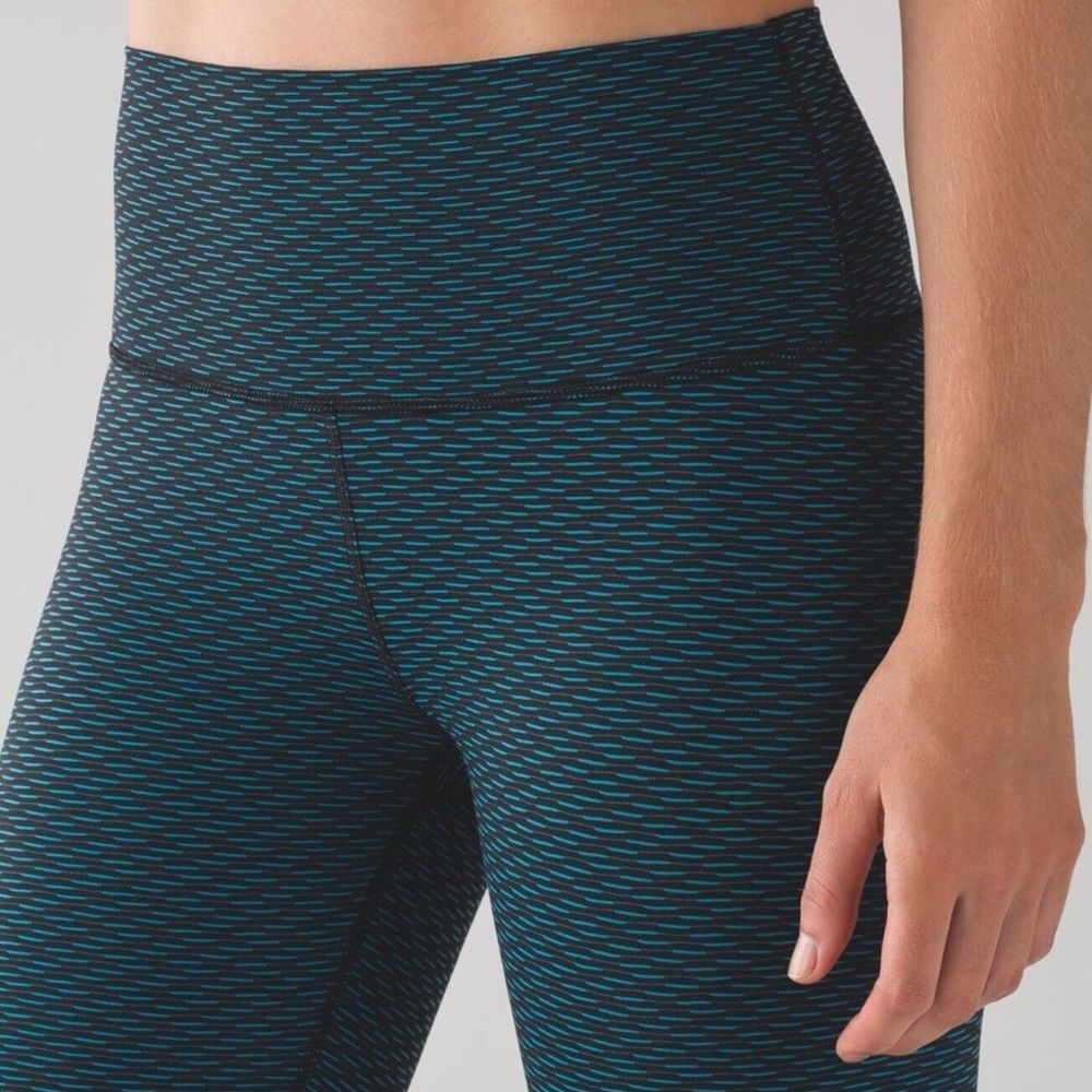LIKE NEW LULULEMON High Times Pant- Full on Luxtreme!
